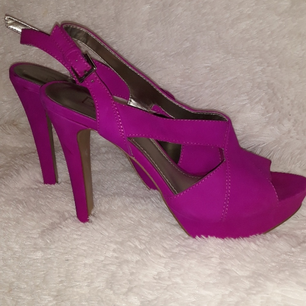 BCBG SHOES